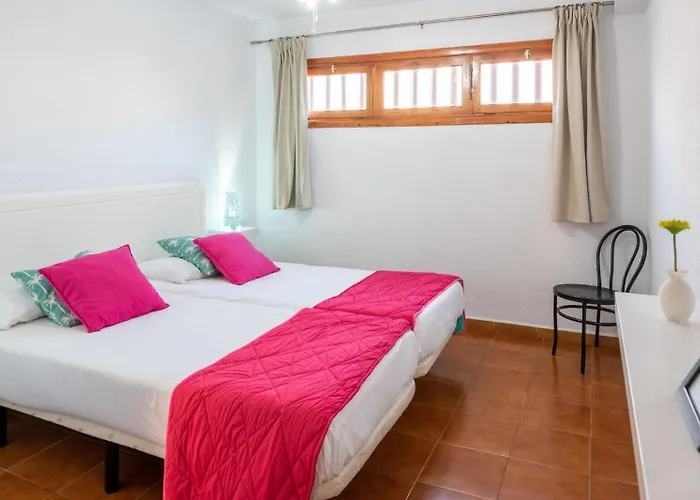 De 2 Con Piscina En Apartmanhotel 3*