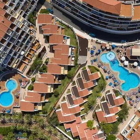 Aparthotel De 2 Con Piscina En